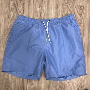 Men’s swim trunks
